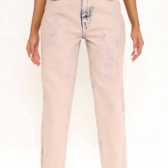 Fashion Nova Straight Leg Jeans Size 9 Acid Wash NWT - Picture 2 of 6